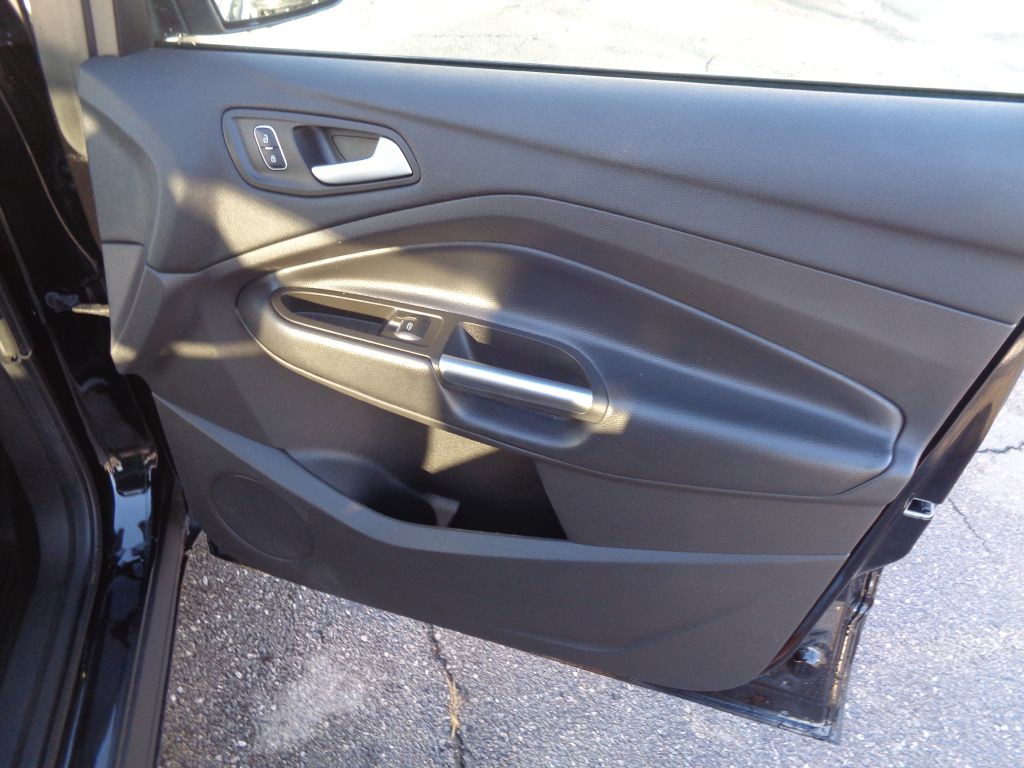 2019 Ford Escape Image 24