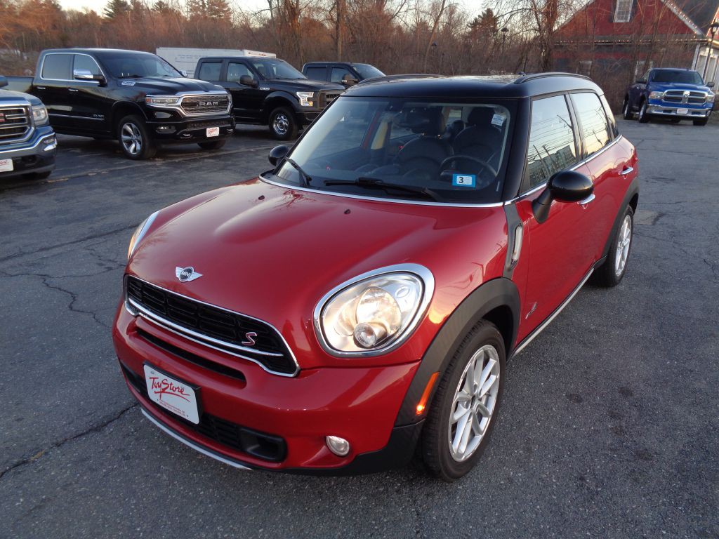 2016 MINI Cooper Image 1