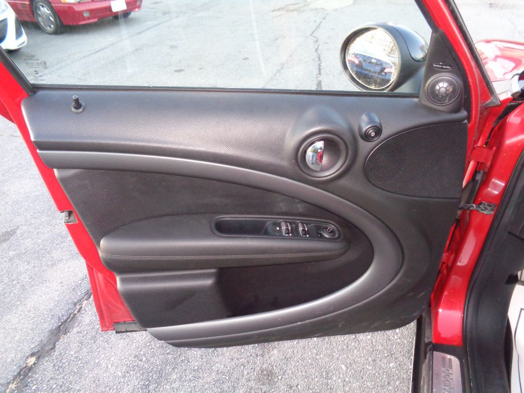 2016 MINI Cooper Image 13