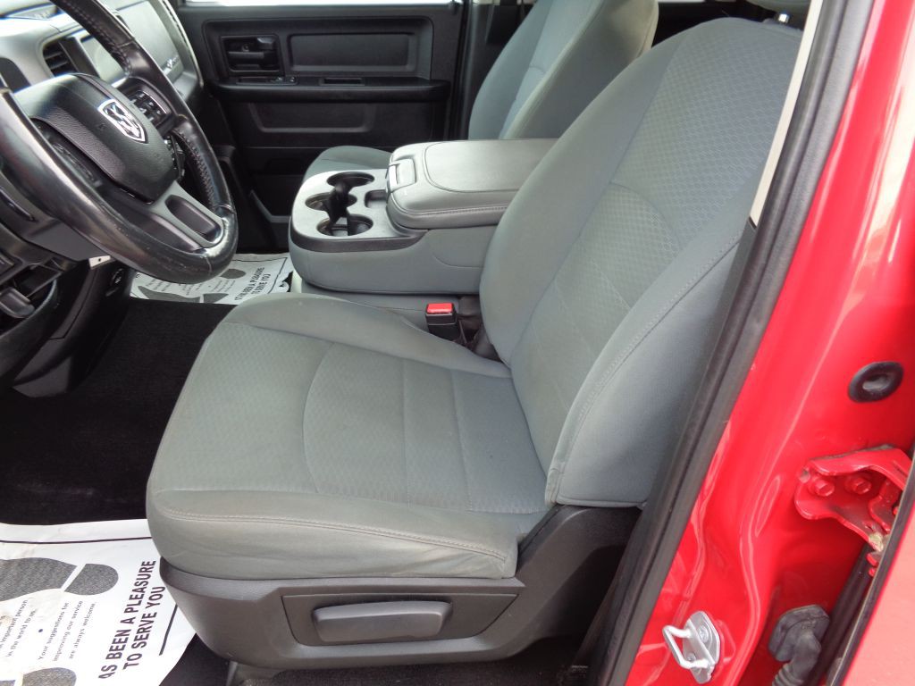 2017 RAM 1500 Image 17