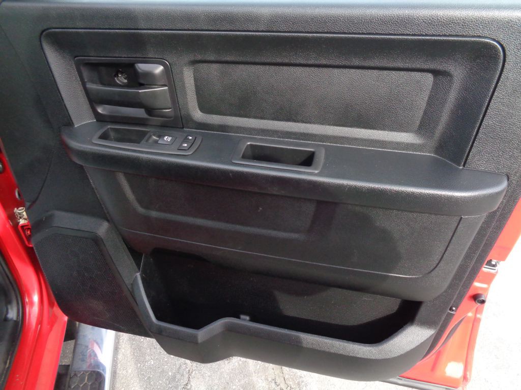 2017 RAM 1500 Image 25