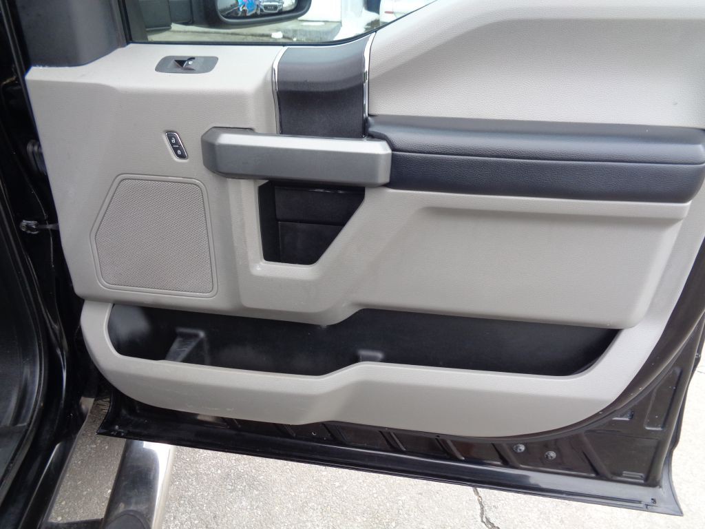 2017 Ford F-250 Image 25