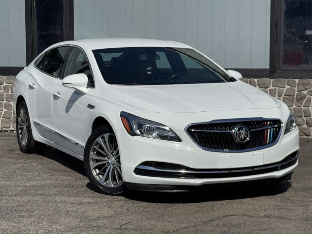 2018 Buick Lacrosse Image 4