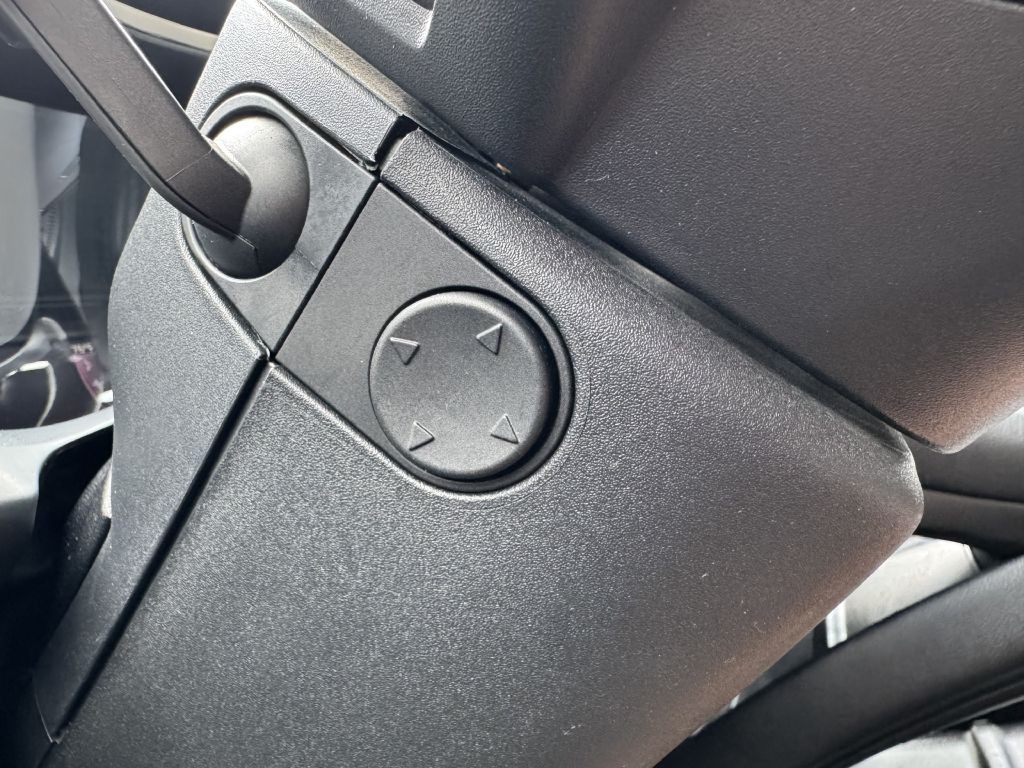 2017 Lincoln MKZ Image 27