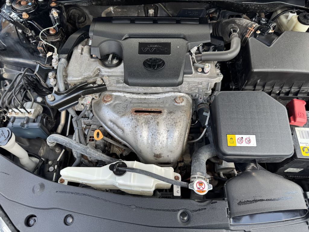 2017 Toyota Camry Image 23