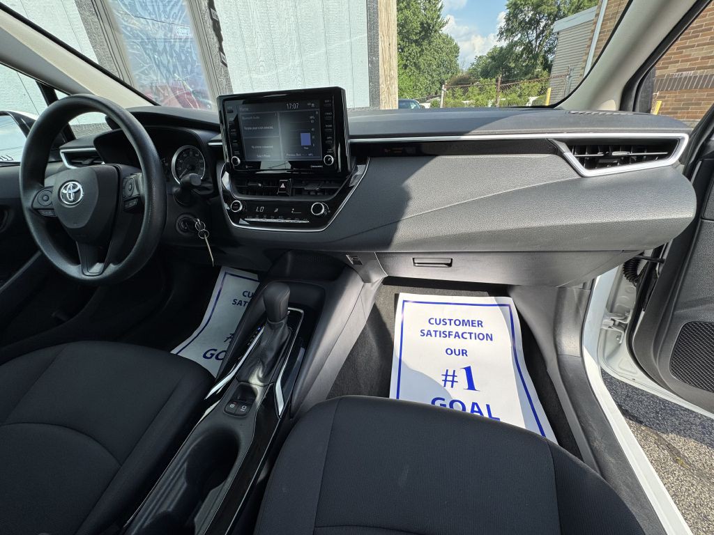 2022 Toyota Corolla Image 19