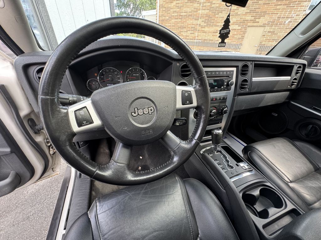 2008 Jeep Commander Image 10