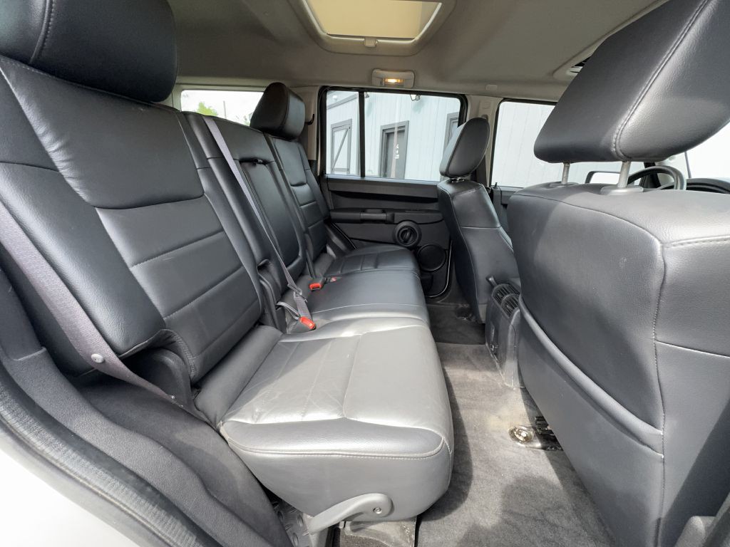 2008 Jeep Commander Image 14