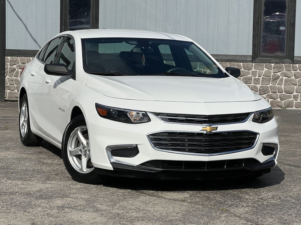 2017 Chevrolet Malibu Image 4