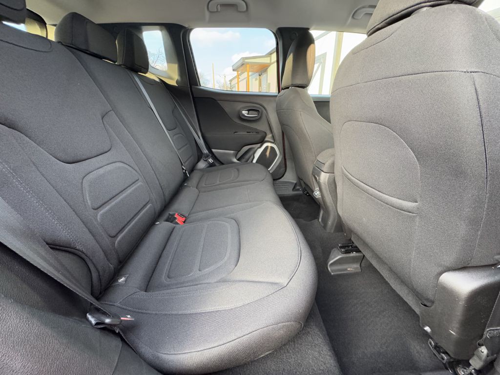 2018 Jeep Renegade Image 15
