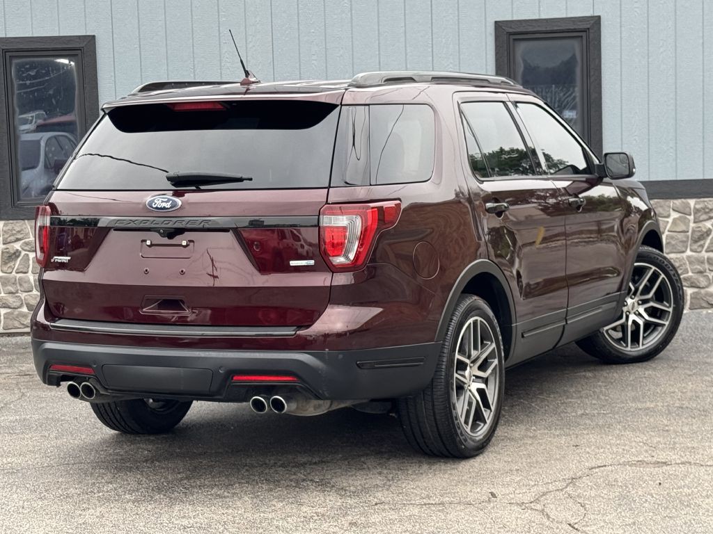2018 Ford Explorer Image 10
