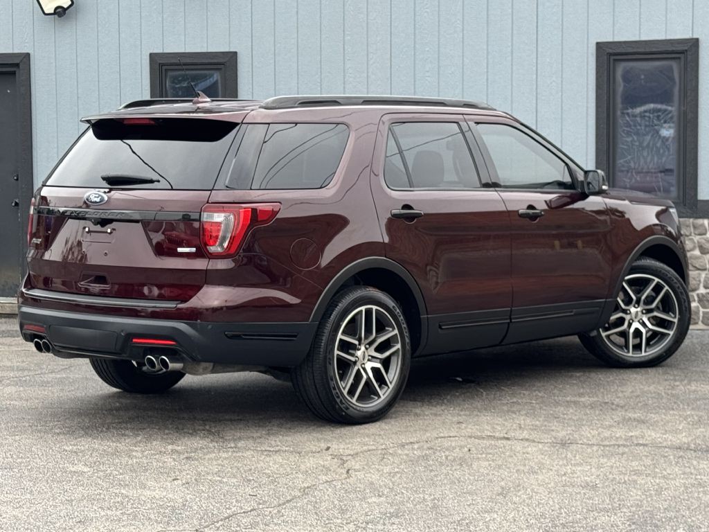 2018 Ford Explorer Image 11