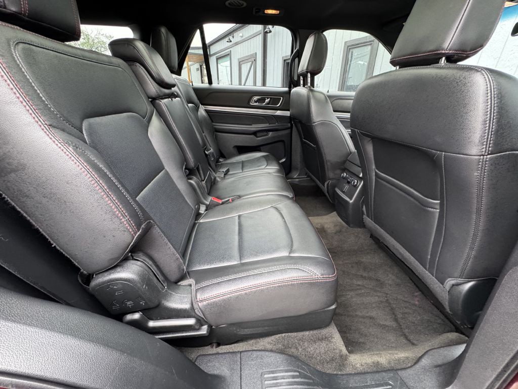 2018 Ford Explorer Image 19