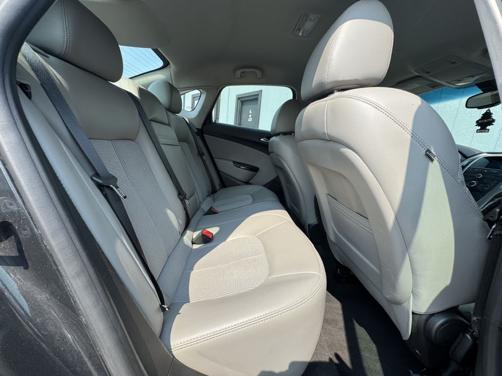 2014 Buick Verano Image 16