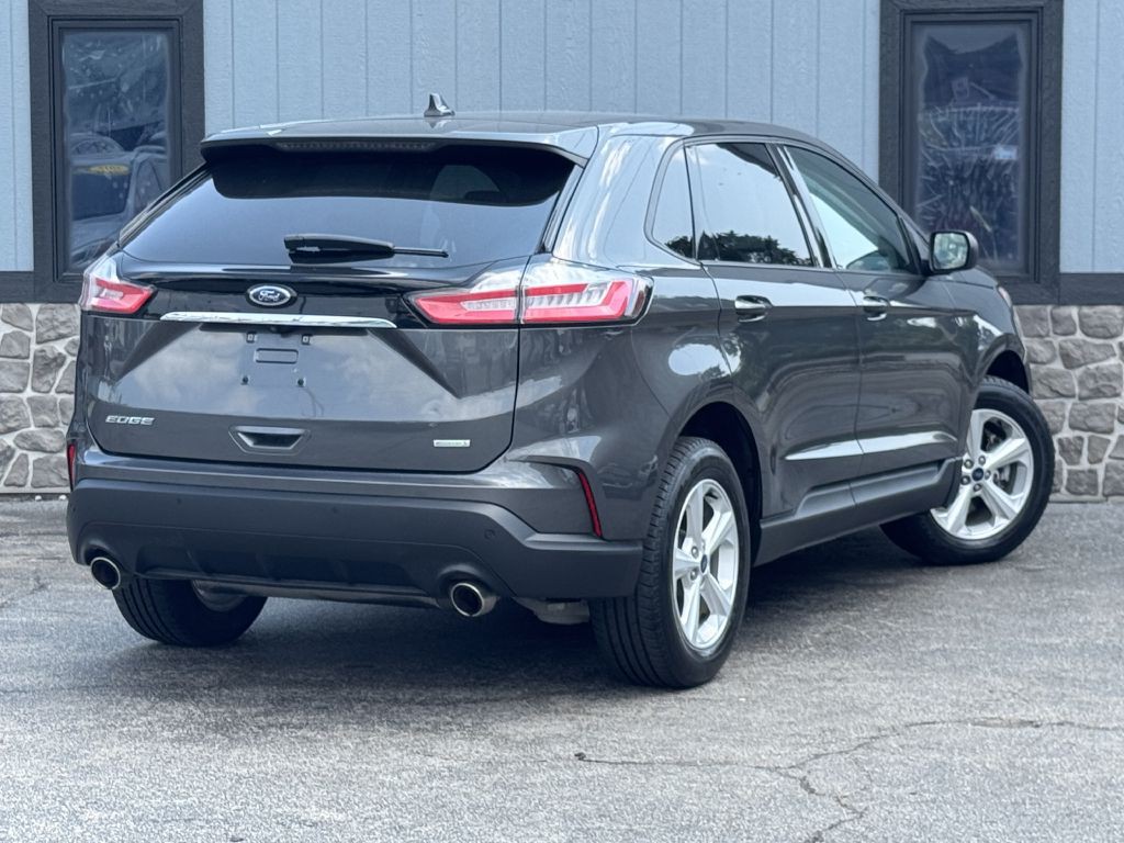 2020 Ford Edge Image 10