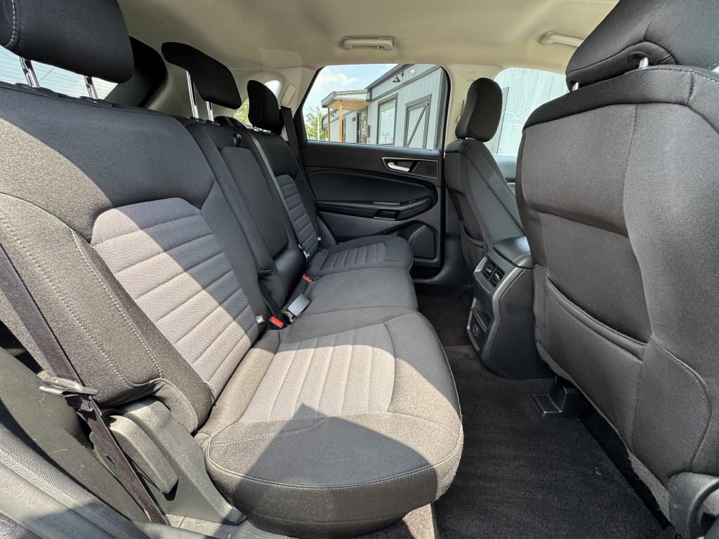 2020 Ford Edge Image 19