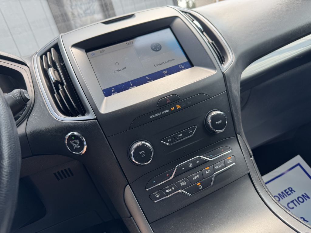 2020 Ford Edge Image 26