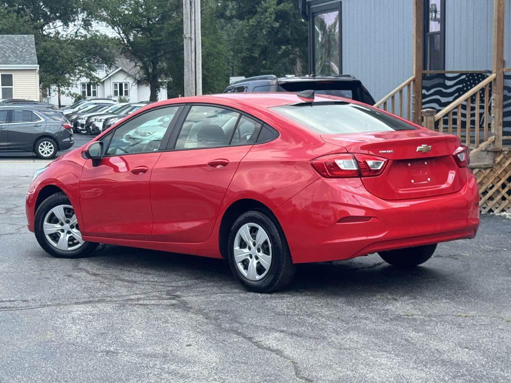 2018 Chevrolet Cruze Image 8