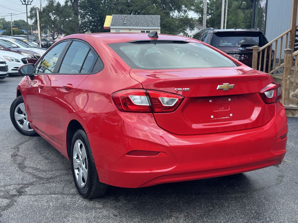 2018 Chevrolet Cruze Image 9