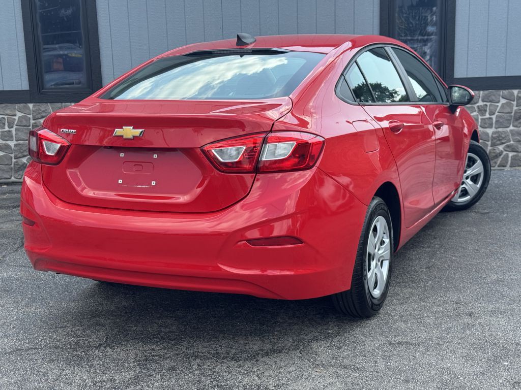 2018 Chevrolet Cruze Image 12