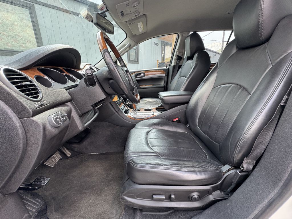 2012 Buick Enclave Image 16