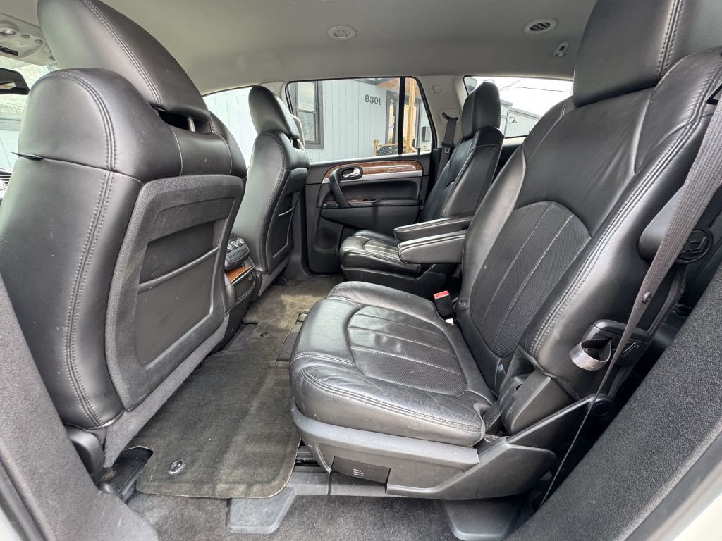 2012 Buick Enclave Image 18