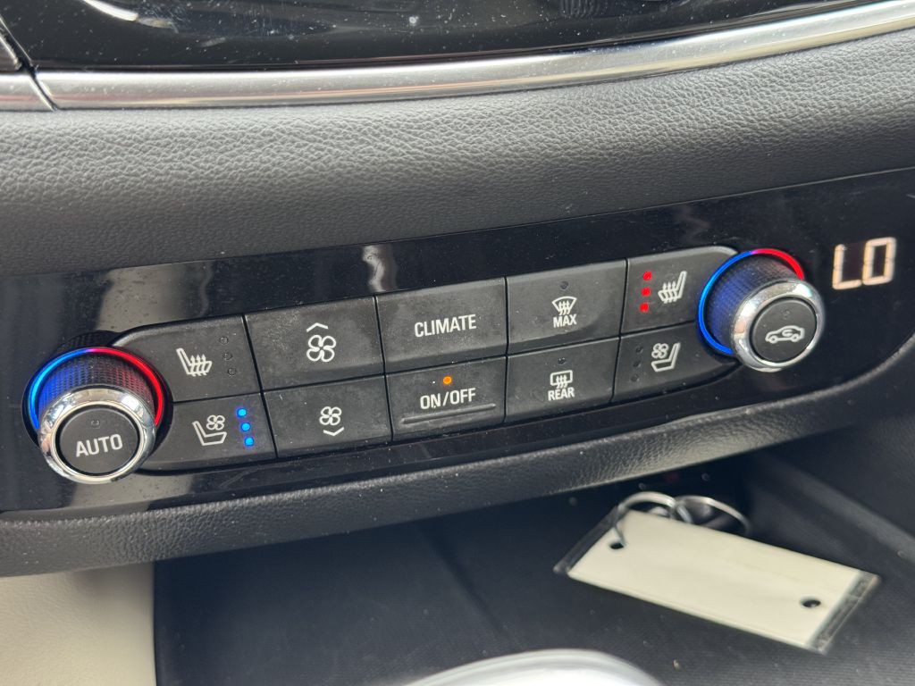 2019 Buick Enclave Image 34