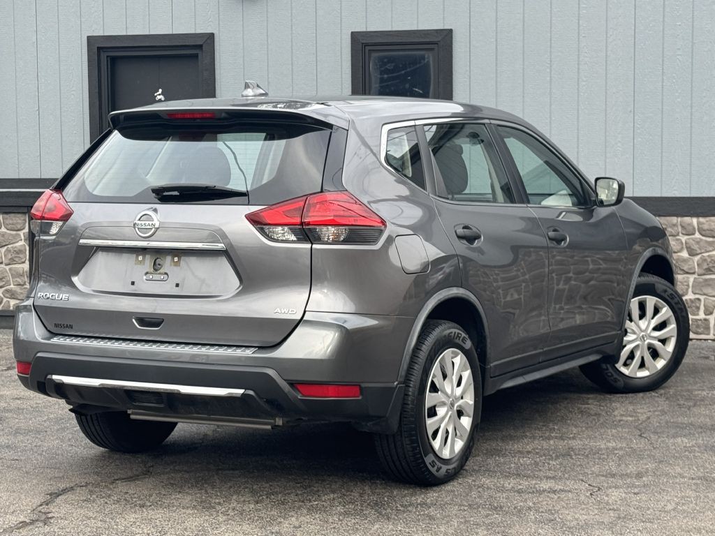 2017 Nissan Rogue Image 8