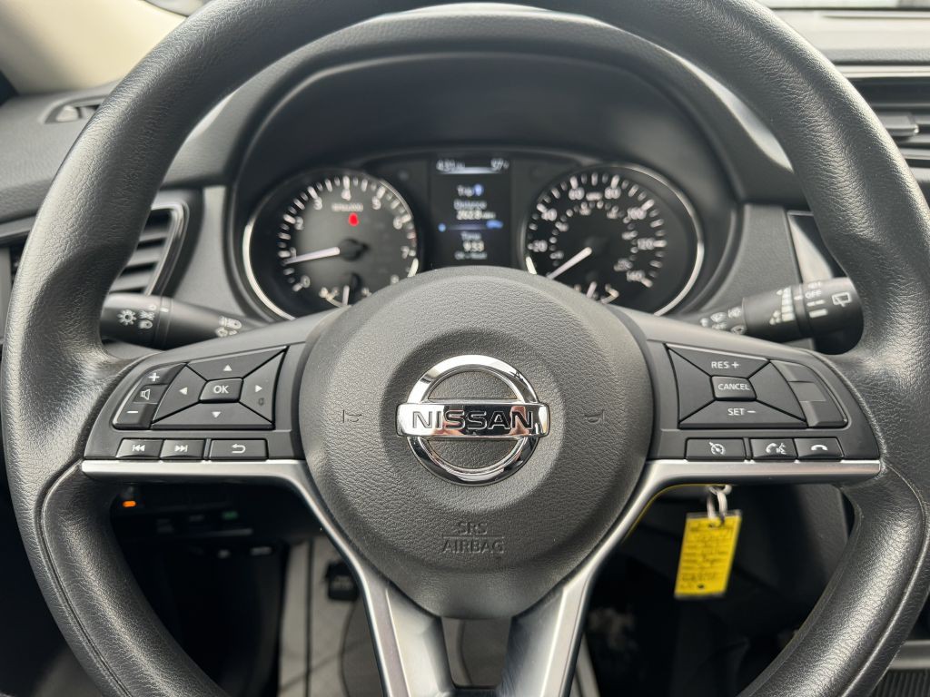 2017 Nissan Rogue Image 22