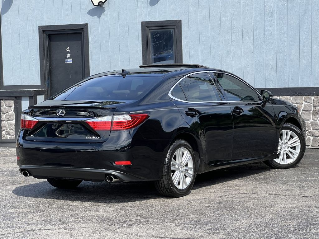 2014 Lexus ES Image 11