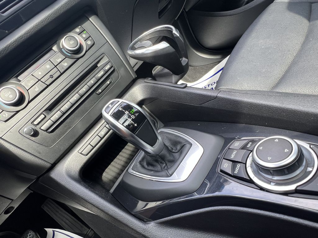 2012 BMW X1 Image 17
