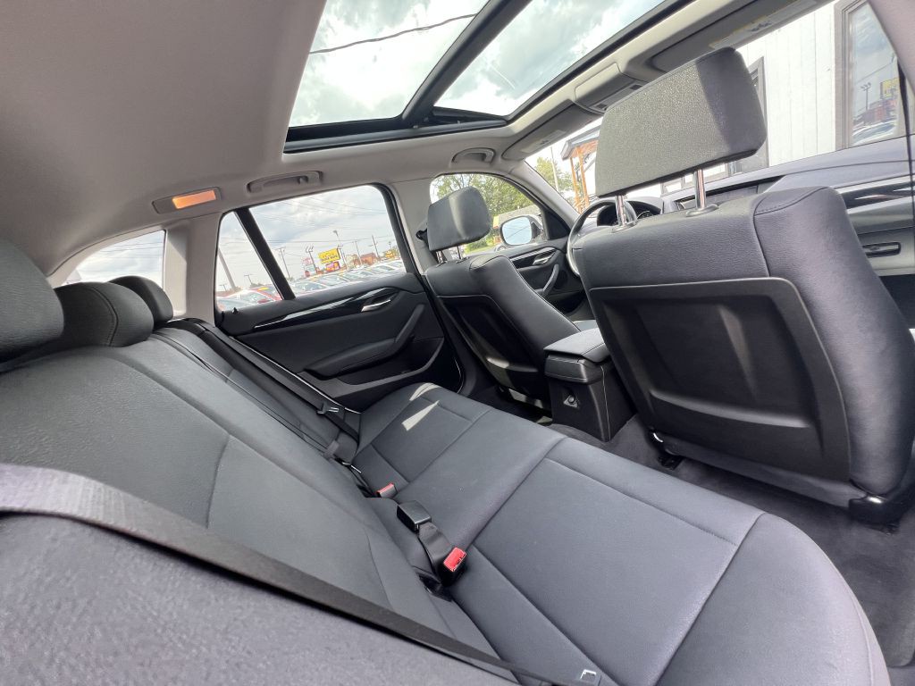 2012 BMW X1 Image 22