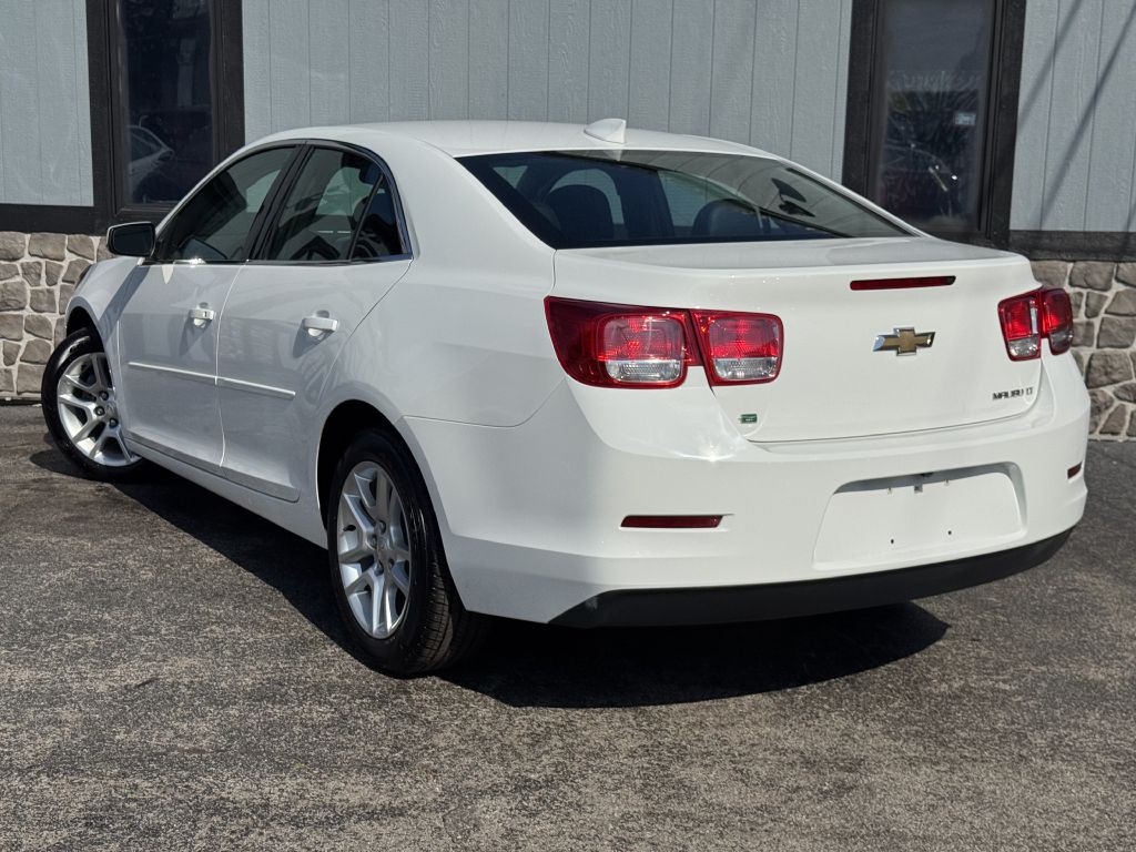 2015 Chevrolet Malibu Image 9
