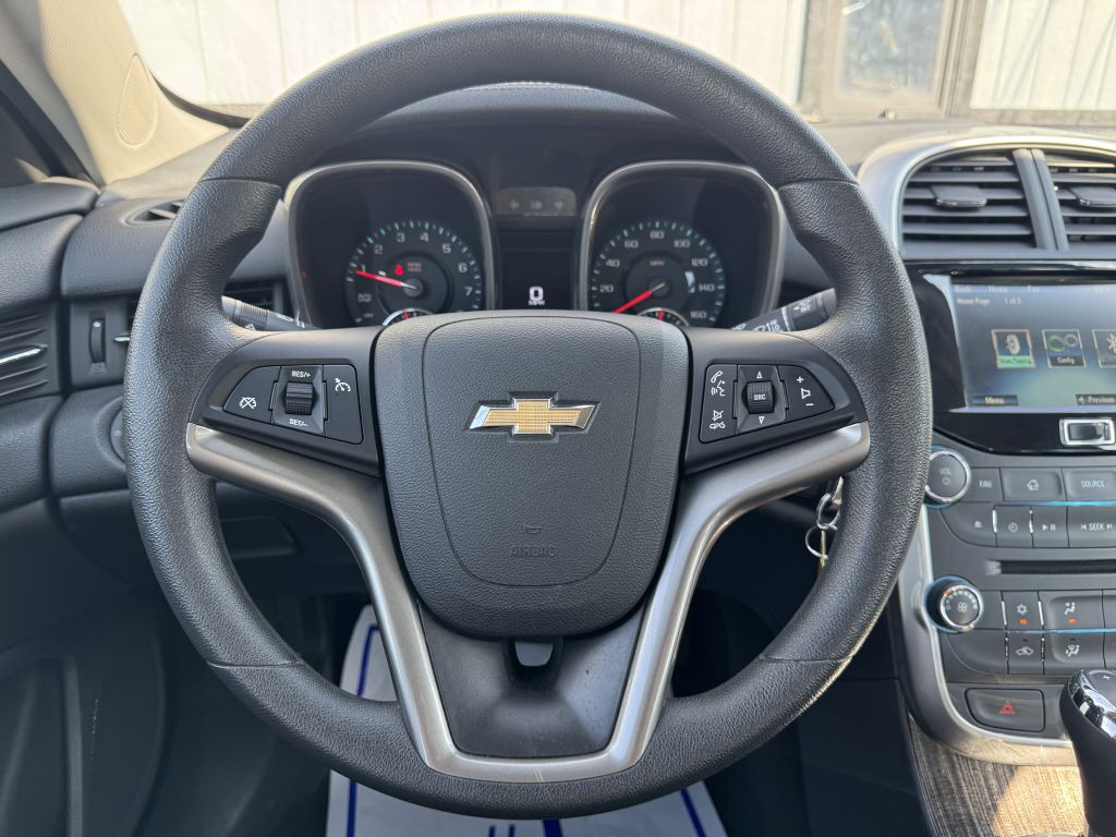 2015 Chevrolet Malibu Image 18