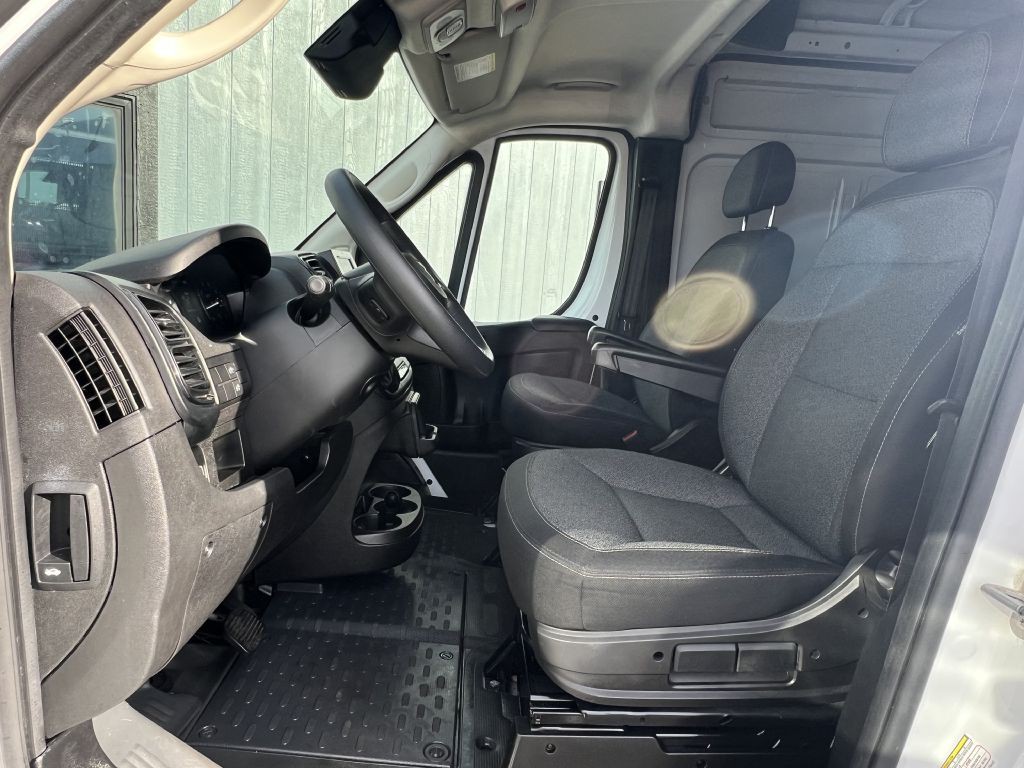 2023 RAM Promaster Image 17