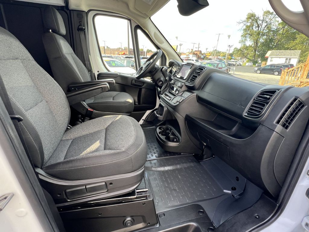 2023 RAM Promaster Image 32