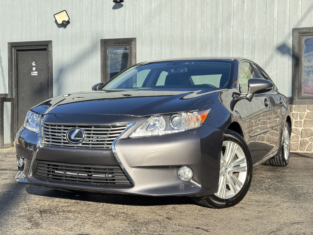 2015 Lexus ES Image 3