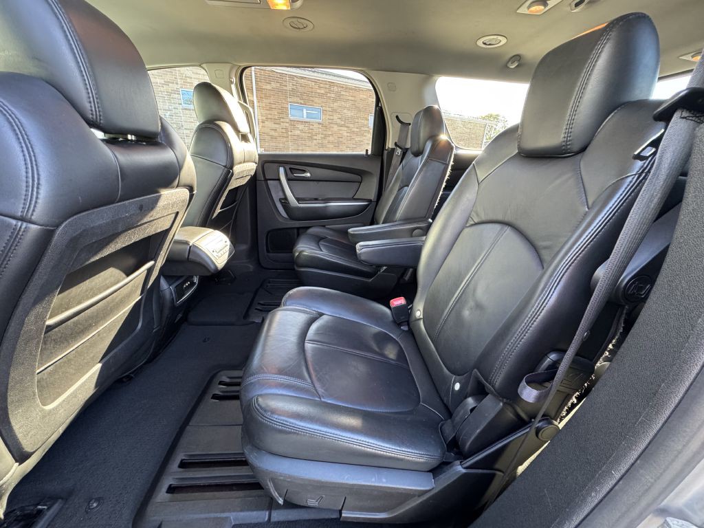 2007 GMC Acadia Image 11