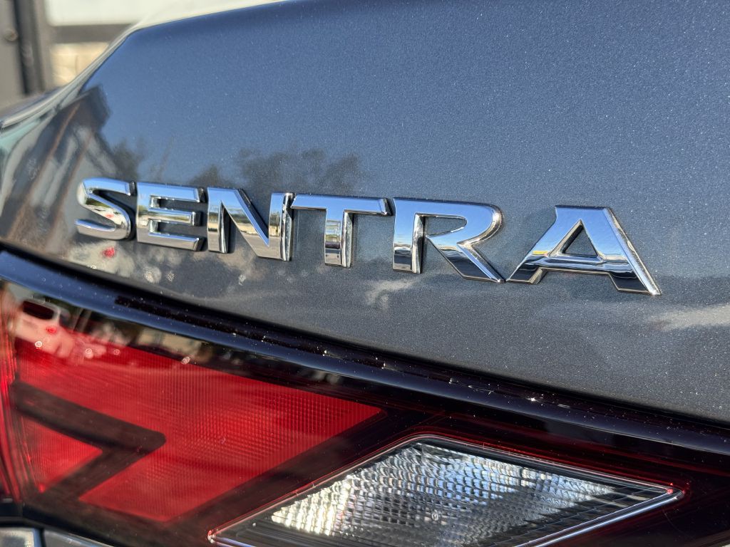 2022 Nissan Sentra Image 13