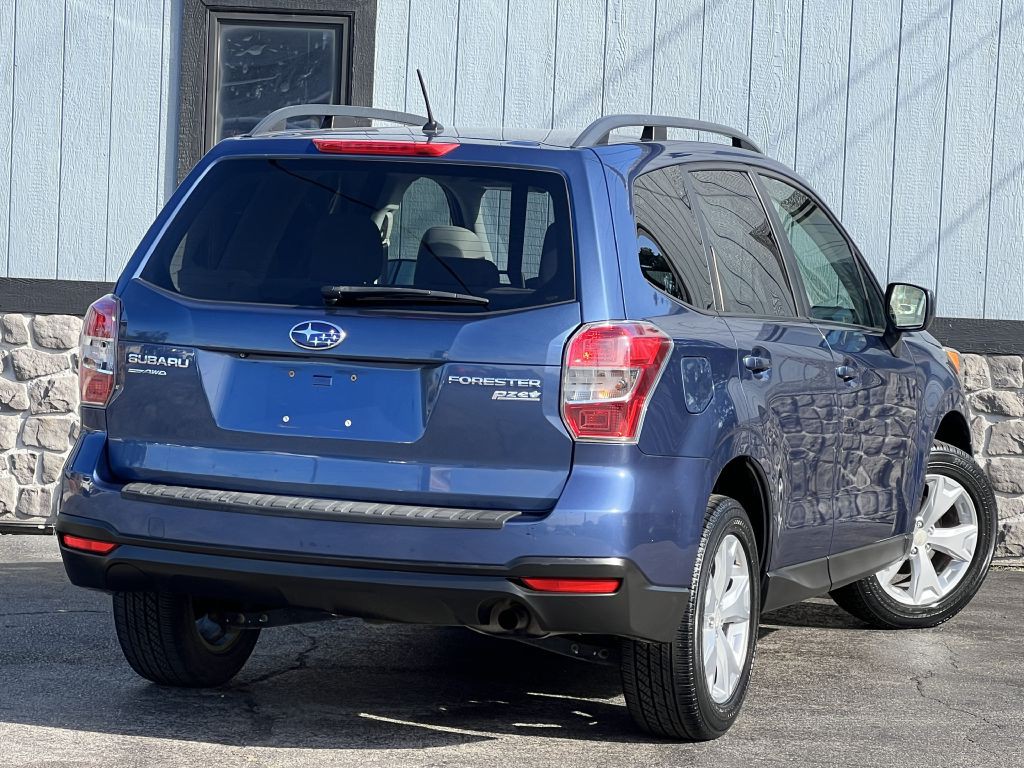 2014 Subaru Forester Image 11