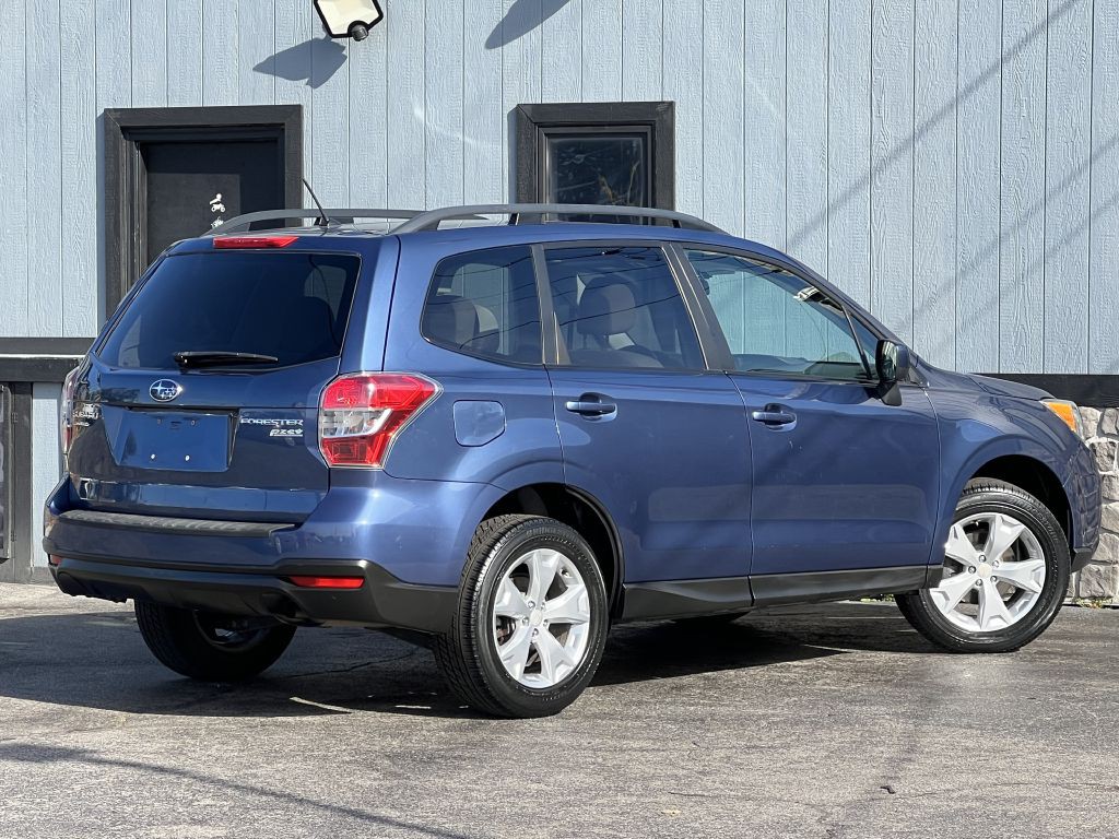 2014 Subaru Forester Image 13