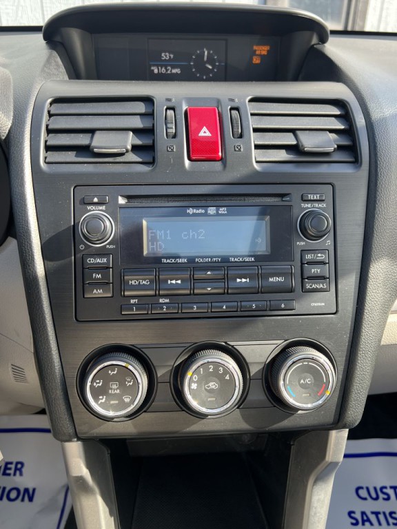 2014 Subaru Forester Image 28