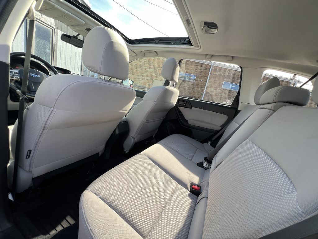 2014 Subaru Forester Image 31
