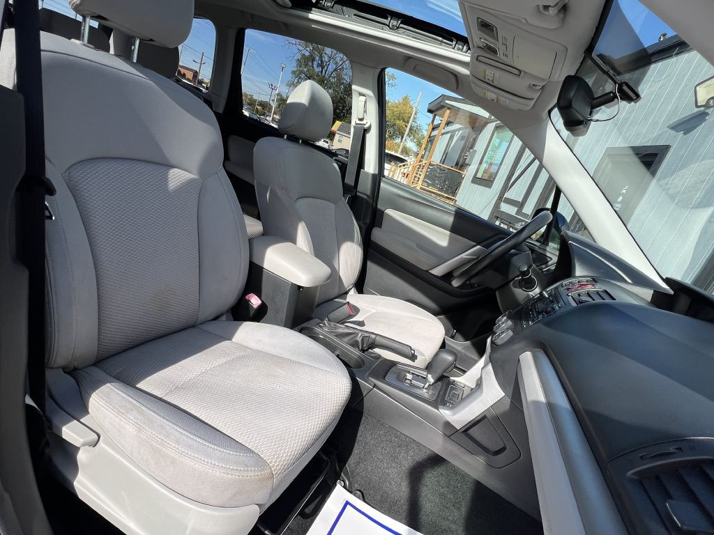 2014 Subaru Forester Image 35