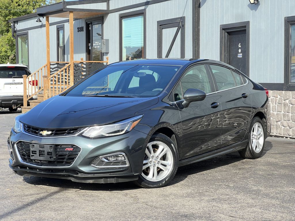 2018 Chevrolet Cruze Image 3