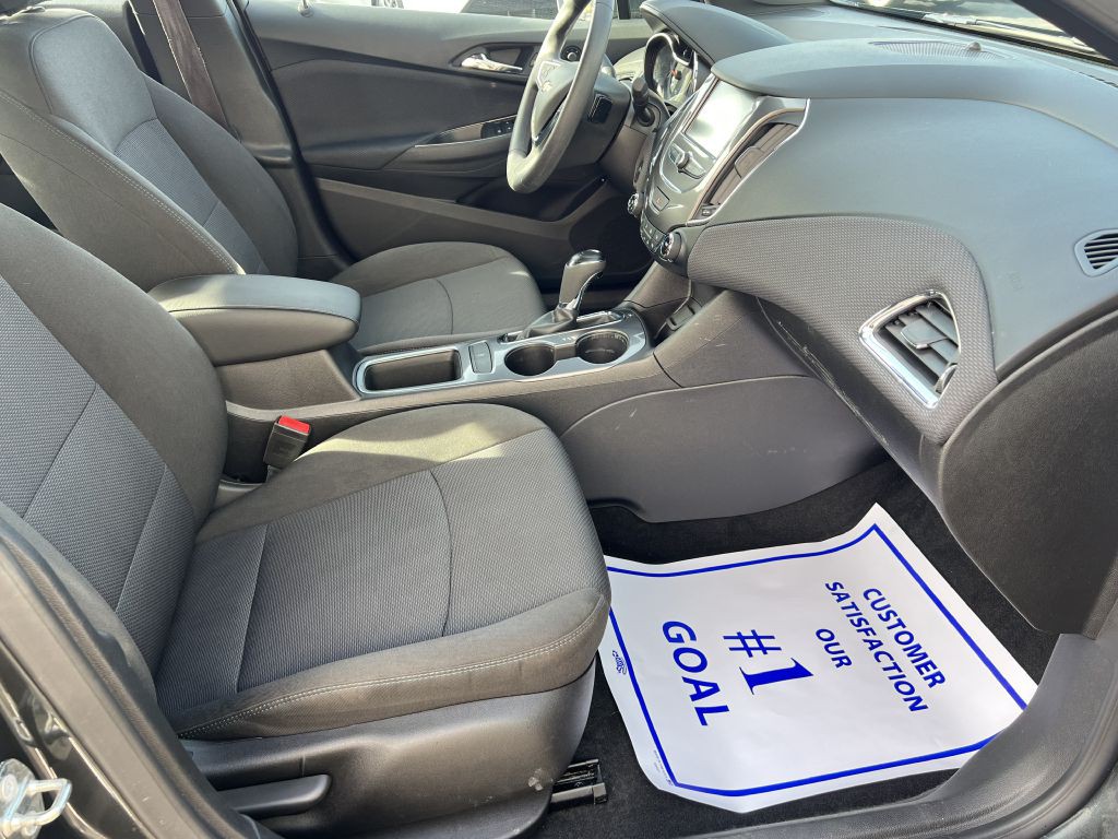2018 Chevrolet Cruze Image 21
