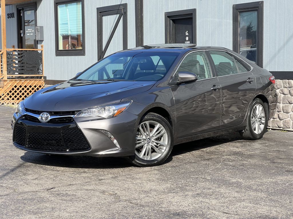 2016 Toyota Camry Image 3