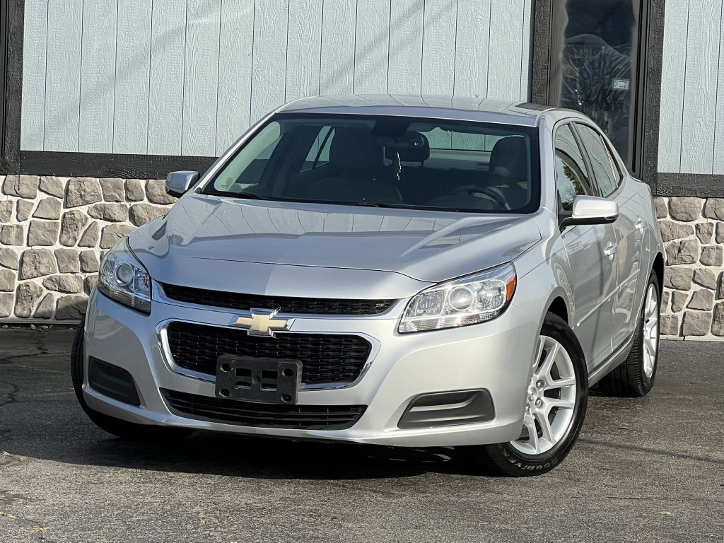 2015 Chevrolet Malibu Image 1
