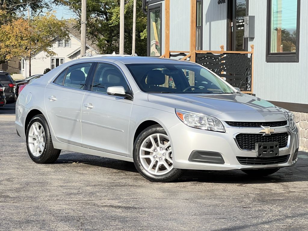 2015 Chevrolet Malibu Image 8