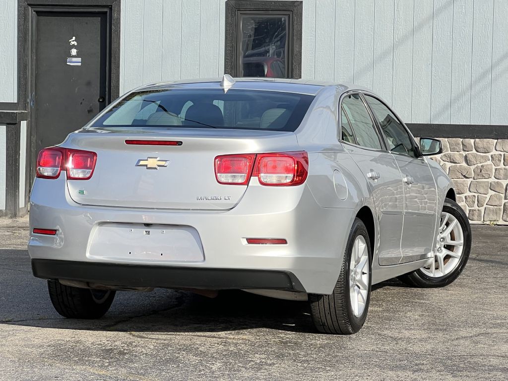 2015 Chevrolet Malibu Image 9